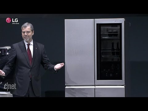 CNET News - LG's new smart fridge automatically opens door sans hands