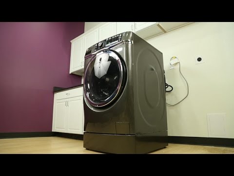 GE's impressive washer will take yours to the cleaners
