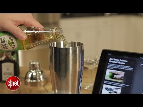 Get into the holiday spirits with connected drinking in the CNET Smart Home